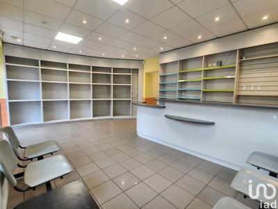 Local commercial - 143 m²