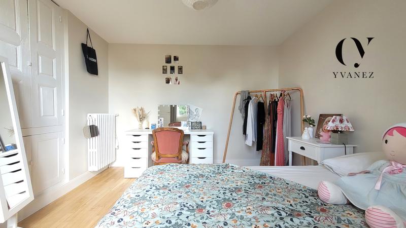 Maison - 180 m² - 7 pièces