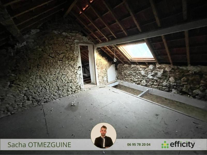 Maison - 160 m² - 8 pièces