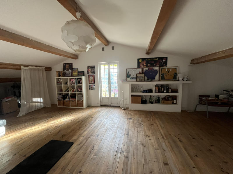 Villa - 217 m² - 7 pièces