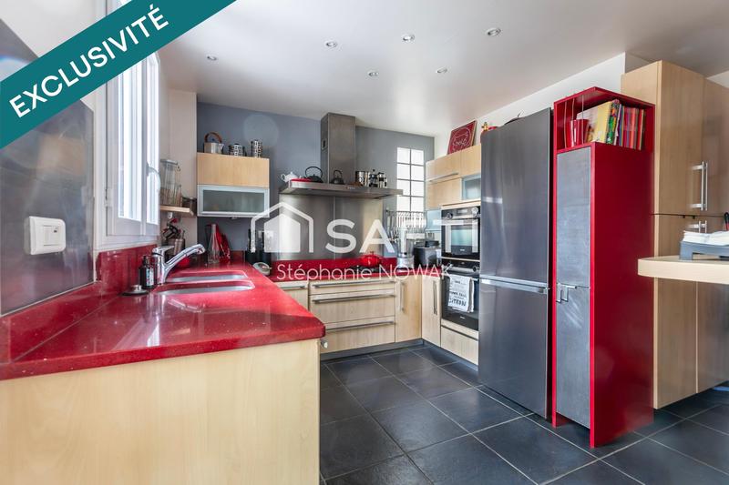 Maison - 291 m² - 10 pièces