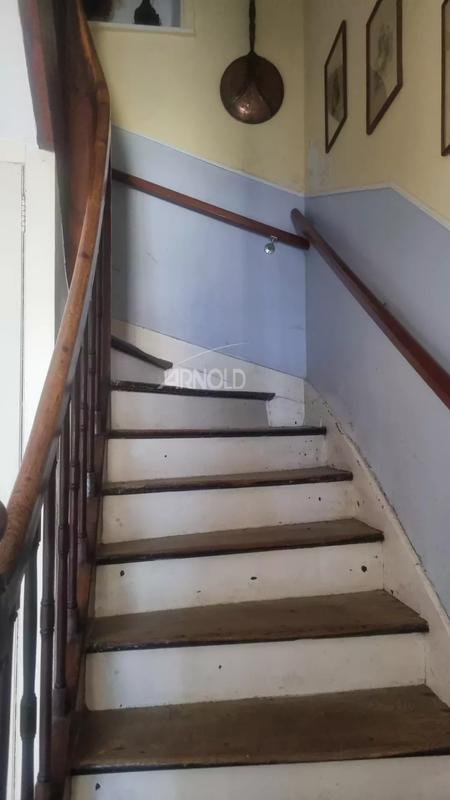 Maison - 215 m² - 11 pièces