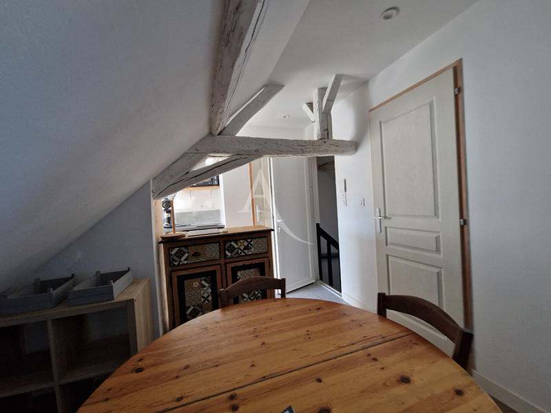 Appartement - 123 m² - 1 pièce