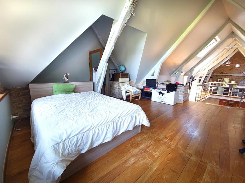 Maison - 285 m² - 10 pièces