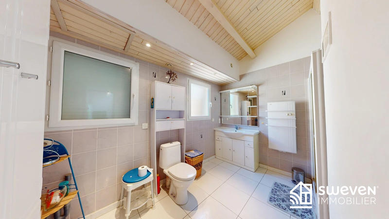 Villa - 278 m² - 10 pièces