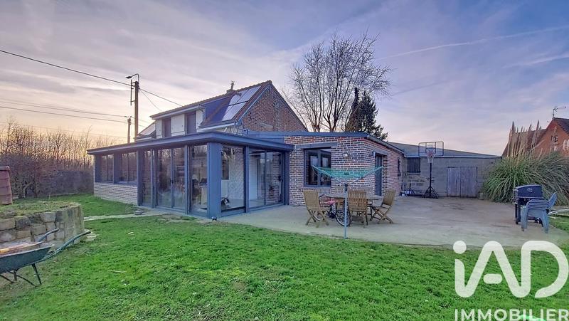 Maison - 196 m² - 7 pièces