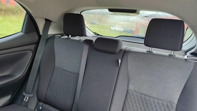 Toyota Yaris 1.5 VVTi 116 Hybrid E-Cvt Design - Automatique