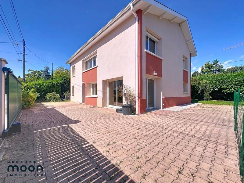 Villa - 173 m² - 6 pièces
