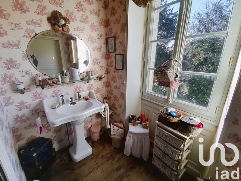 Maison - 300 m² - 9 pièces