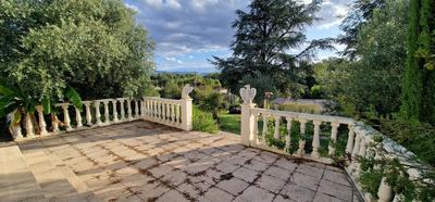 Villa - 177 m² - 5 pièces