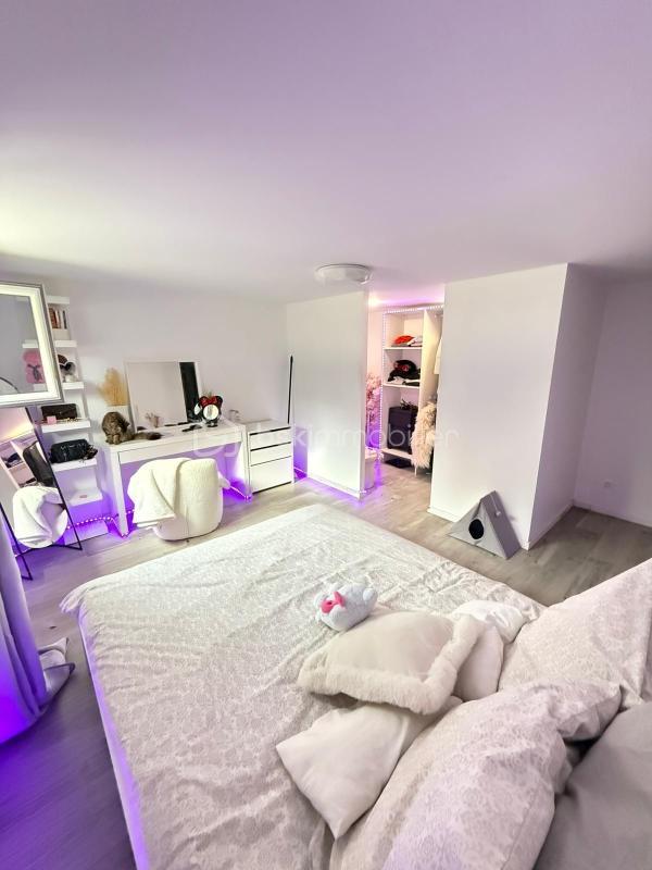 Maison traditionnelle - 173 m² - 5 pièces