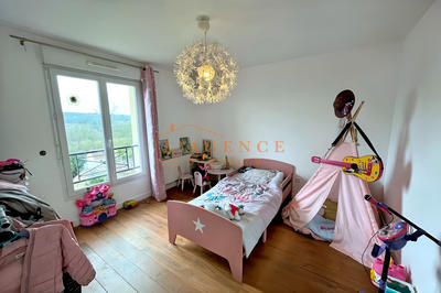 Maison - 157 m² - 6 pièces