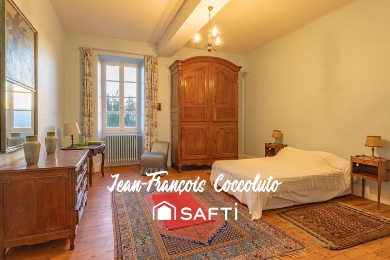 Château - 493 m² - 12 pièces