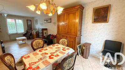 Maison - 93 m² - 4 pièces