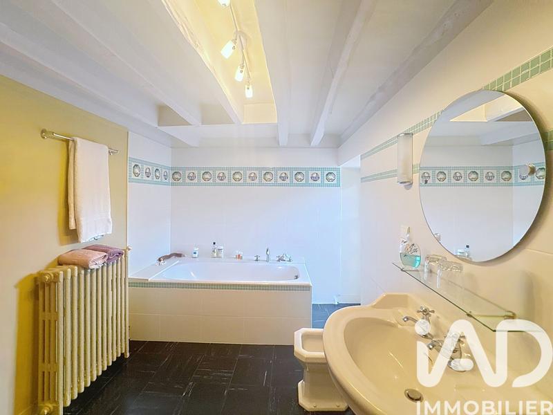 Maison de village - 265 m² - 10 pièces