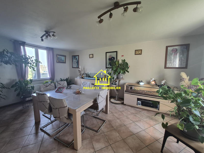 Maison - 180 m² - 5 pièces