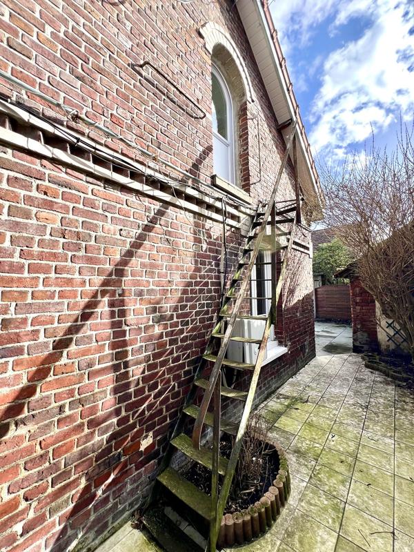 Maison - 160 m² - 6 pièces