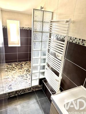 Appartement - 77 m² - 3 pièces