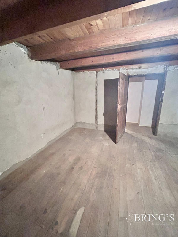 Maison - 141 m² - 6 pièces