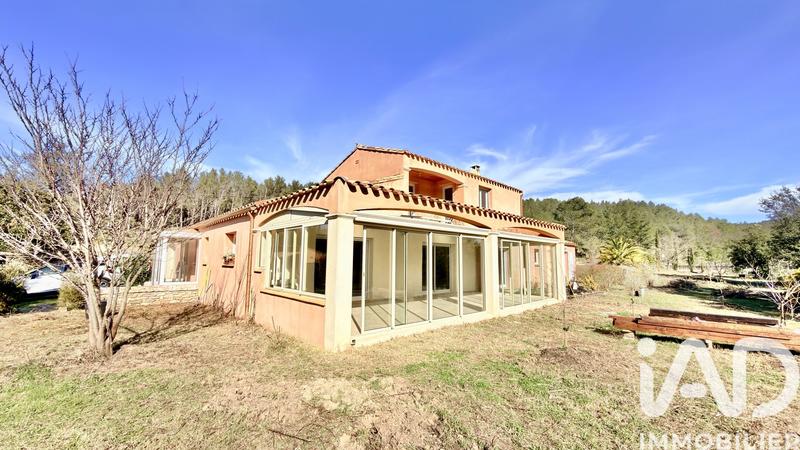 Maison - 213 m² - 6 pièces