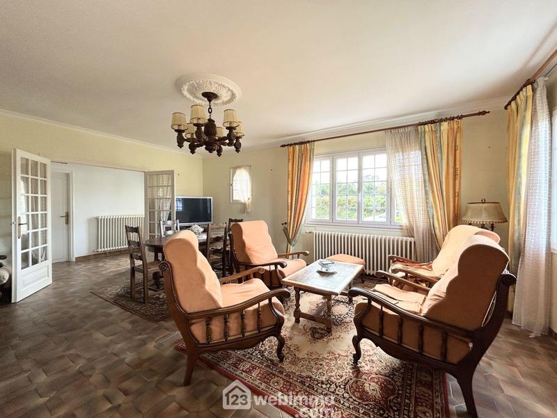 Maison - 135 m² - 6 pièces