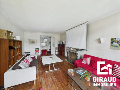 Maison ancienne - 305 m² - 6 pièces