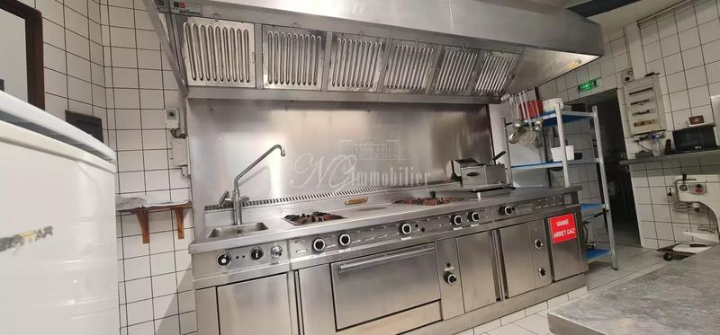 Fonds de commerce - 200 m²