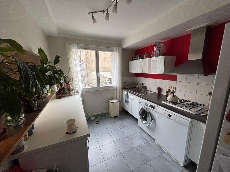 Appartement - 65 m² - 3 pièces