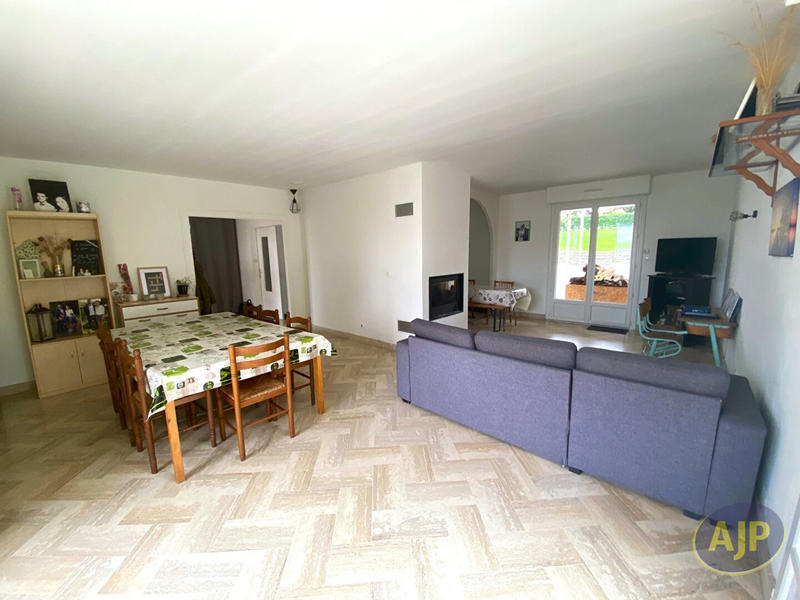 Maison - 136 m² - 7 pièces