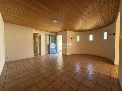 Maison - 110 m² - 4 pièces