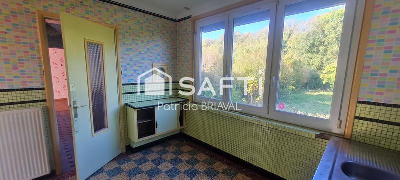 Maison - 121 m² - 8 pièces