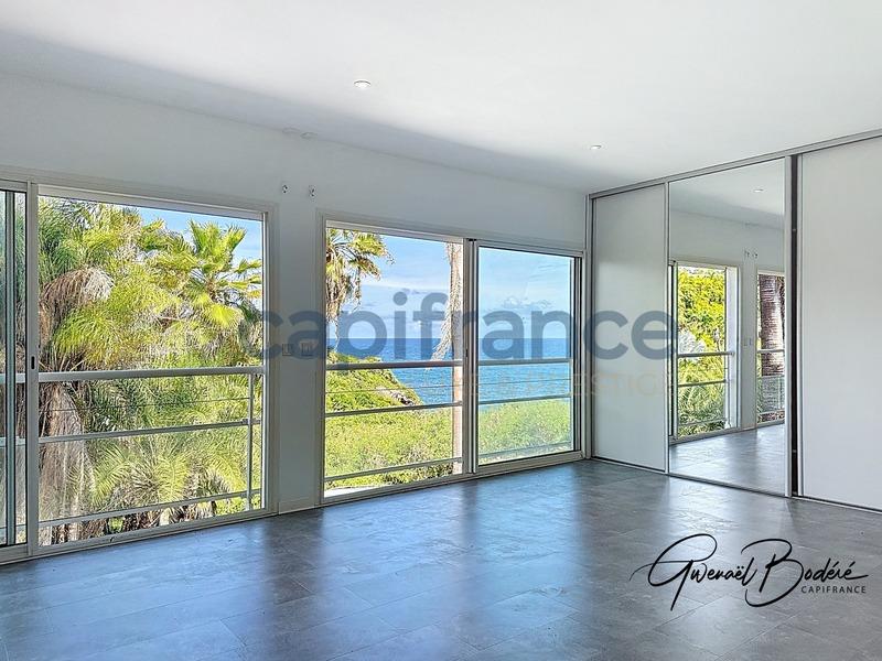 Villa - 226 m² - 6 pièces