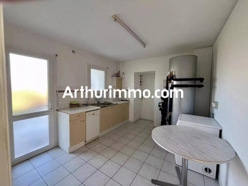 Maison - 197 m² - 6 pièces