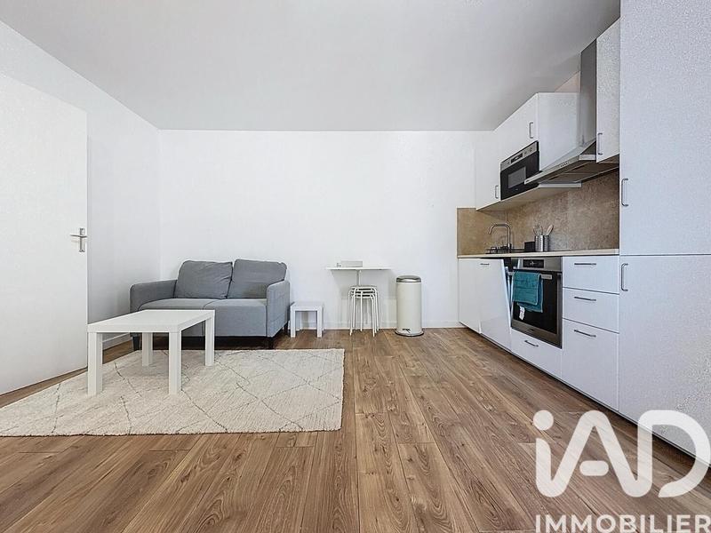 Appartement - 77 m² - 5 pièces