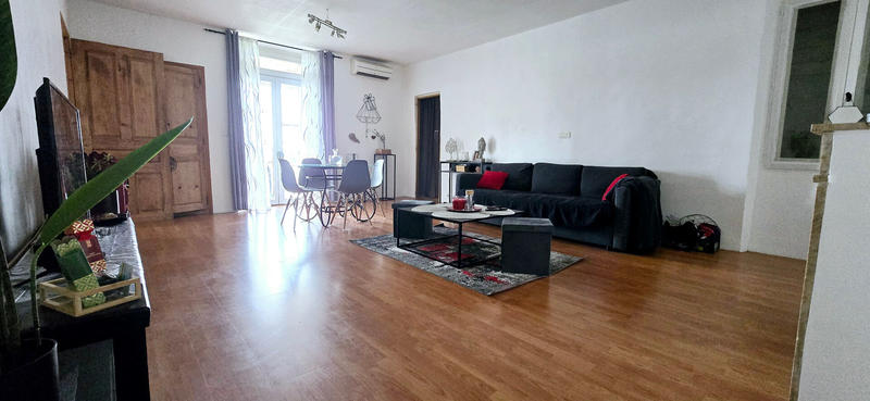 Maison - 103 m² - 5 pièces