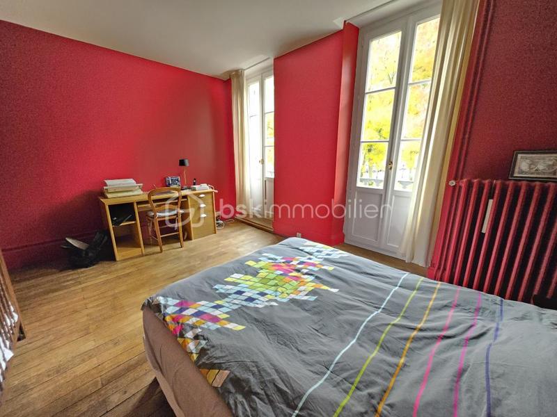 Maison de ville - 204 m² - 7 pièces