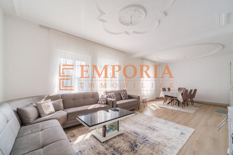 Maison - 160 m² - 7 pièces