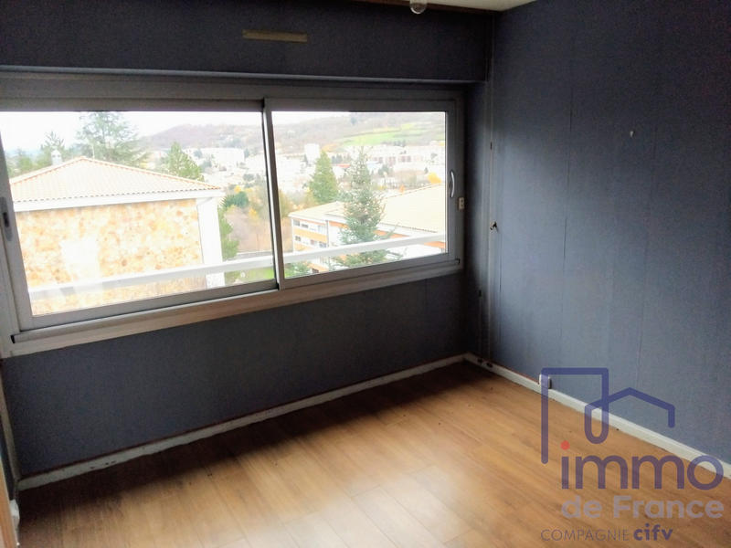 Appartement - 79 m² - 5 pièces