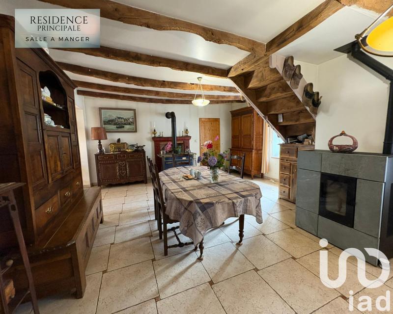 Maison - 218 m² - 10 pièces