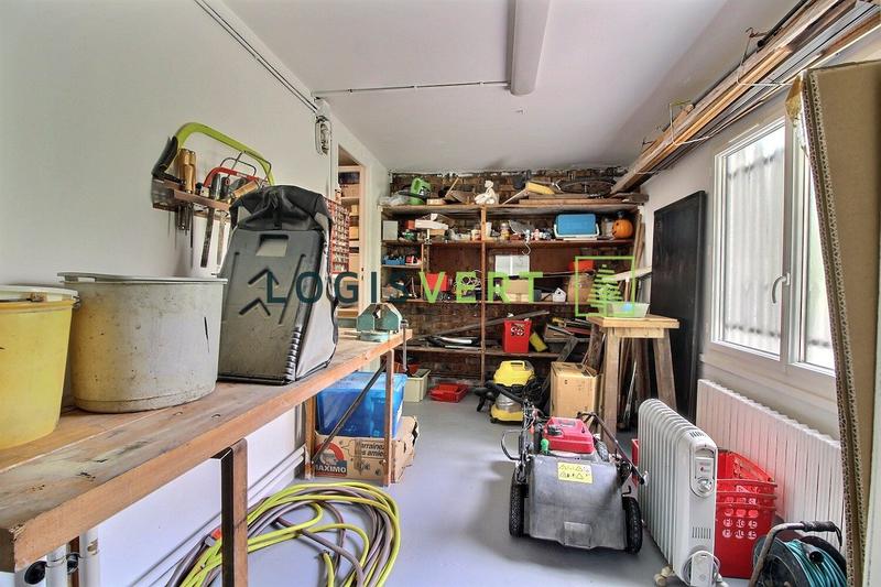 Maison - 205 m² - 10 pièces