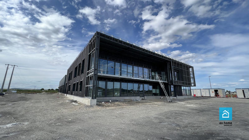 Local d'activités - 276 m²