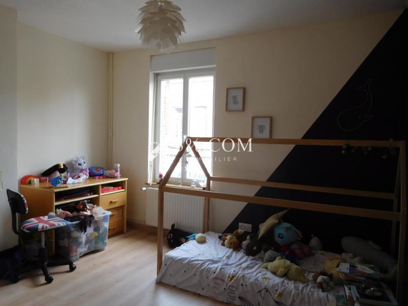 Maison - 94 m² - 5 pièces