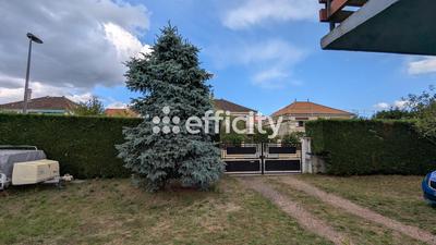 Maison - 77 m² - 6 pièces