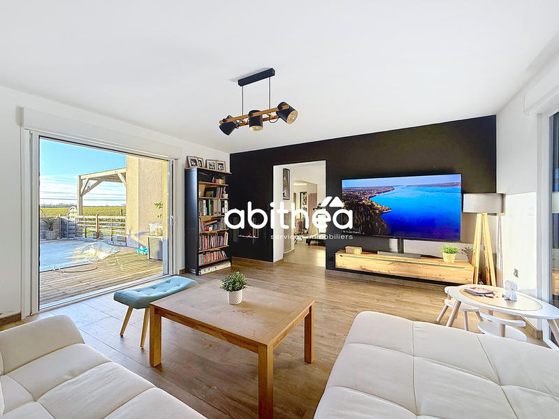 Maison - 171 m² - 8 pièces