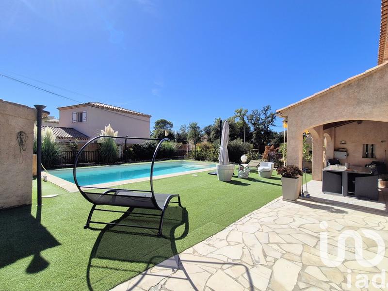 Maison - 210 m² - 8 pièces