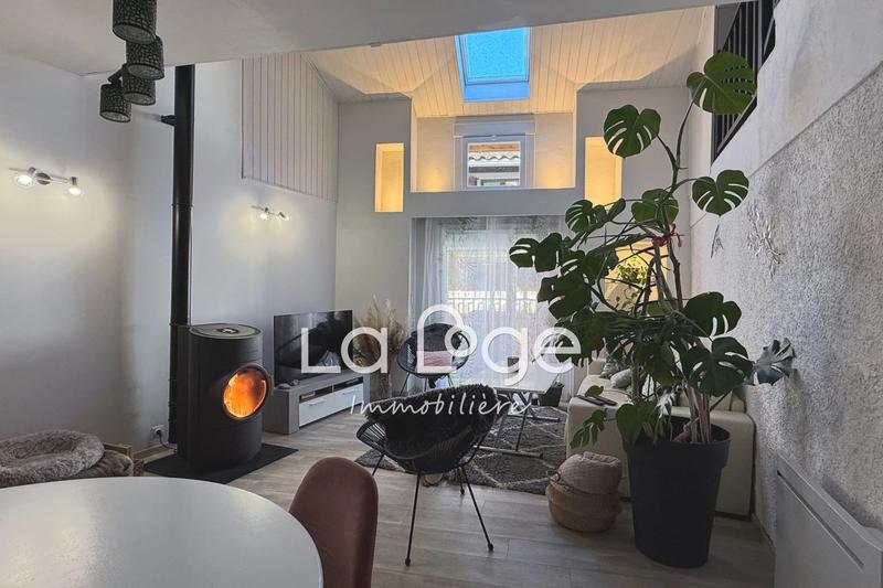 Appartement - 94 m² - 4 pièces