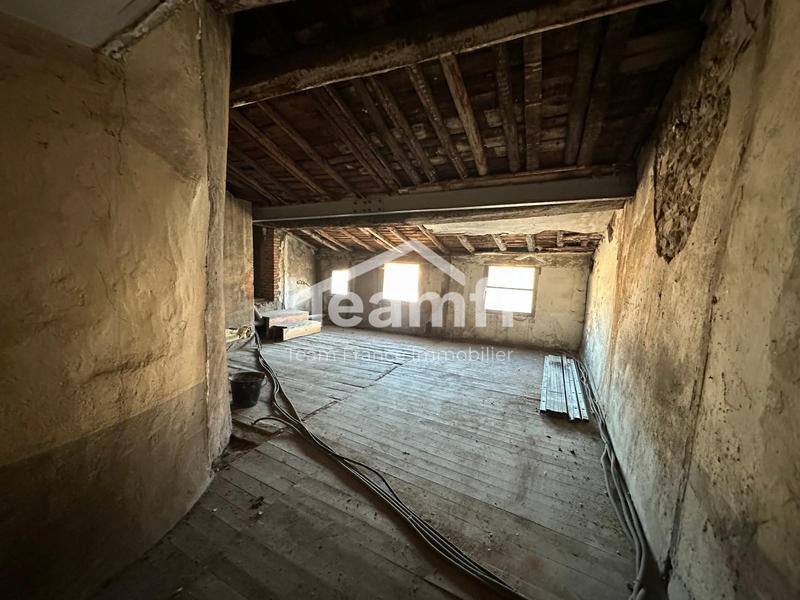 Maison ancienne - 180 m² - 8 pièces