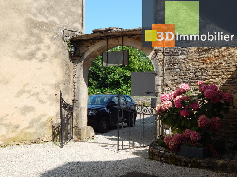 Maison - 403 m² - 14 pièces