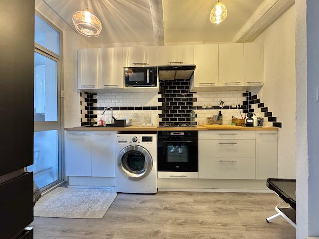 Appartement - 65 m² - 3 pièces