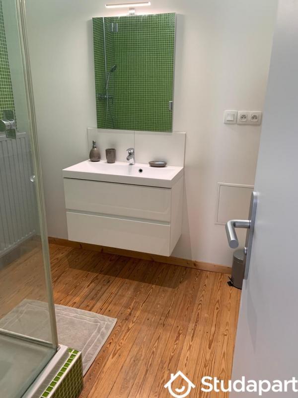 Chambre - 14 m² - 1 pièce